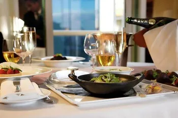 888 One Bedroom Balcony Suite at Signature Condo Hotel, Las Vegas