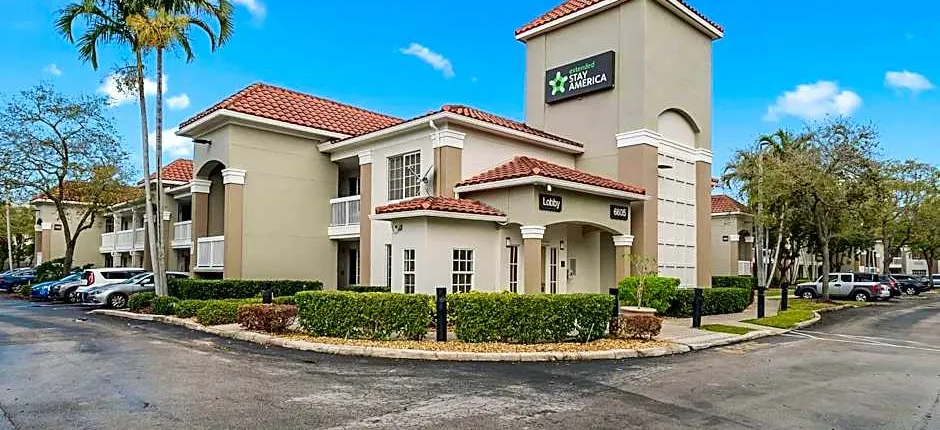 Extended Stay America Suites - Miami - Airport - Blue Lagoon