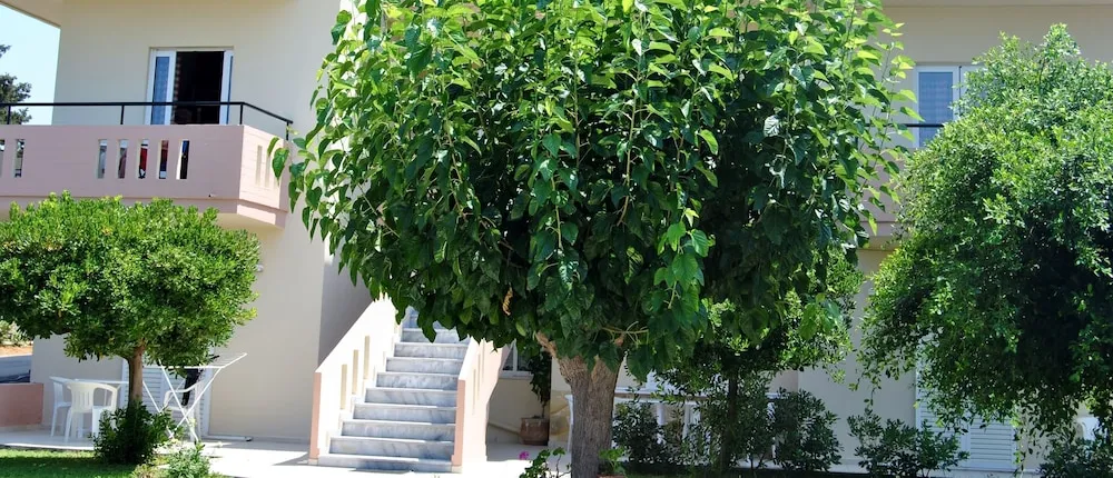 Dimitra & Evdokia Hotel