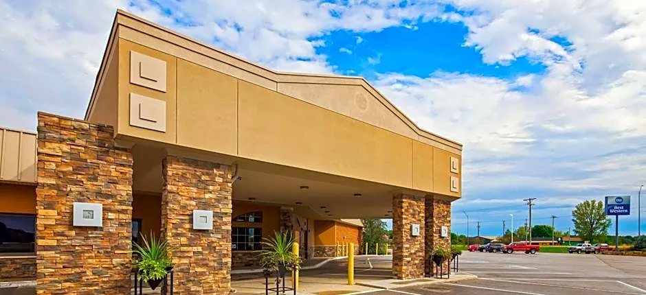 Crossroads Hotel & Event Center