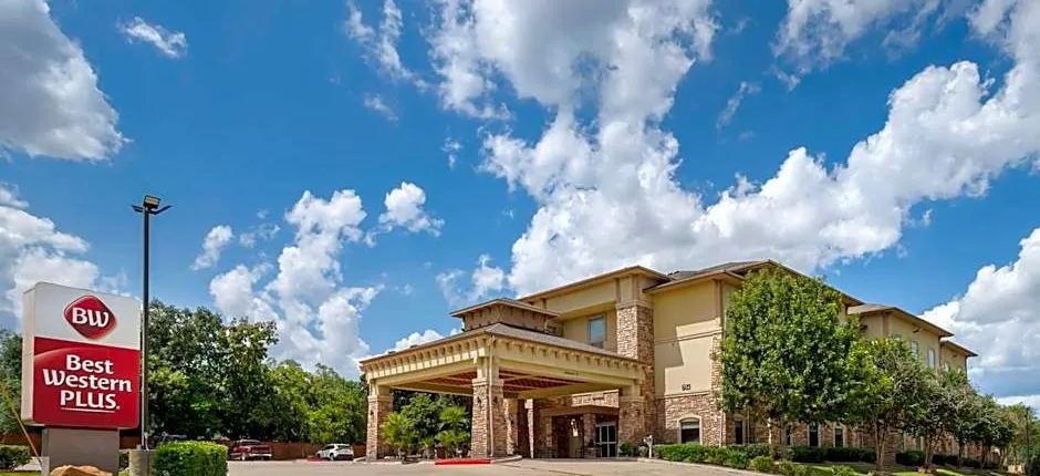 Best Western Plus Goliad Inn & Suites