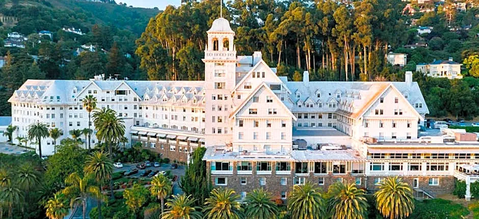 Claremont Resort & Club