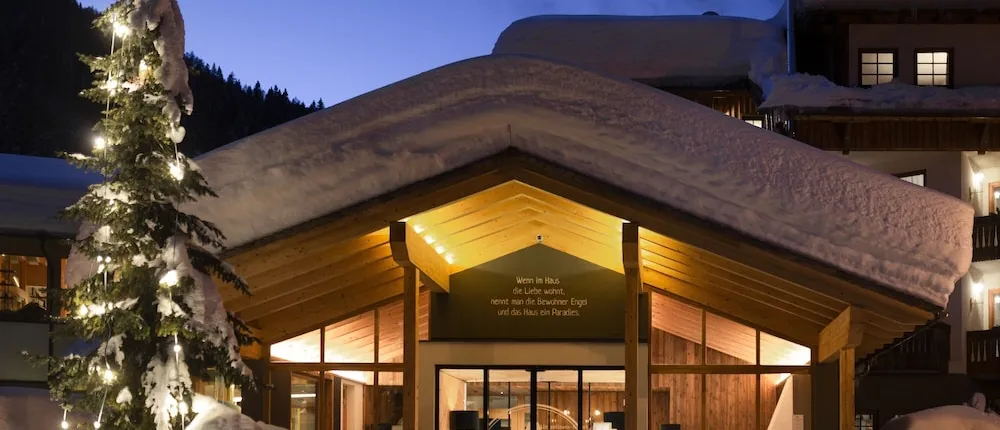 Almwellness-Resort Tuffbad