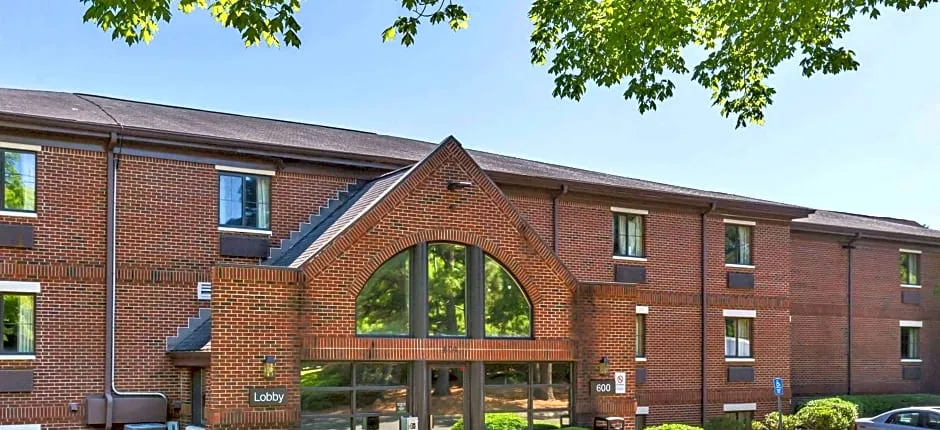 Extended Stay America Suites - Raleigh - Cary - Harrison Ave.