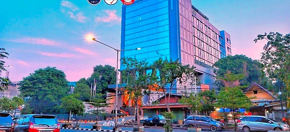 Luminor Hotel Kota by WH