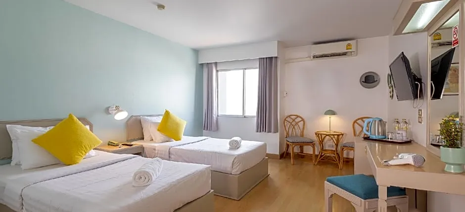 Green Palace Hotel