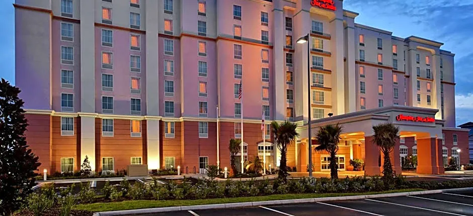 Hampton Inn By Hilton & Suites Orlando Airport At Gateway Village