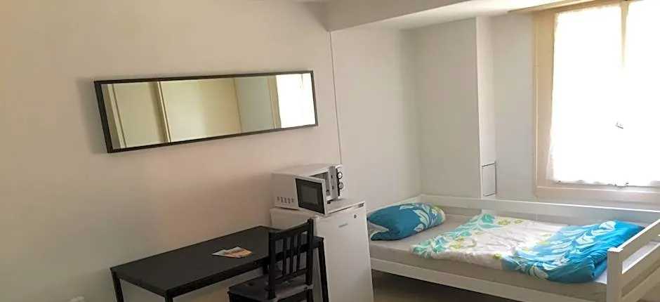 Hostel Airport