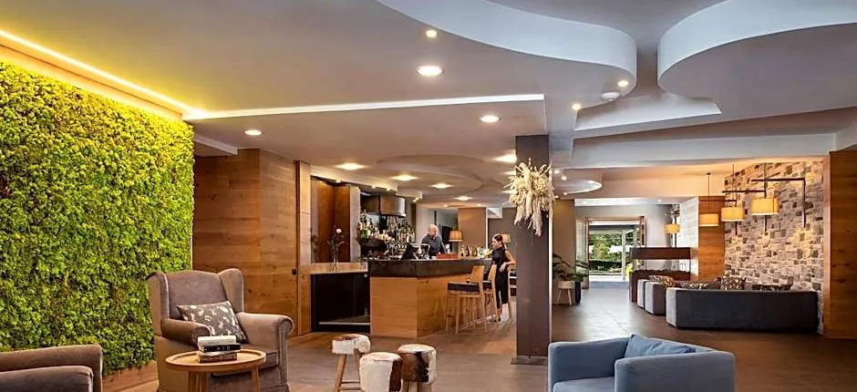 Sport Village Hotel & Spa