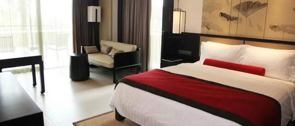 Pullman Oceanview Sanya Bay Resort and Spa