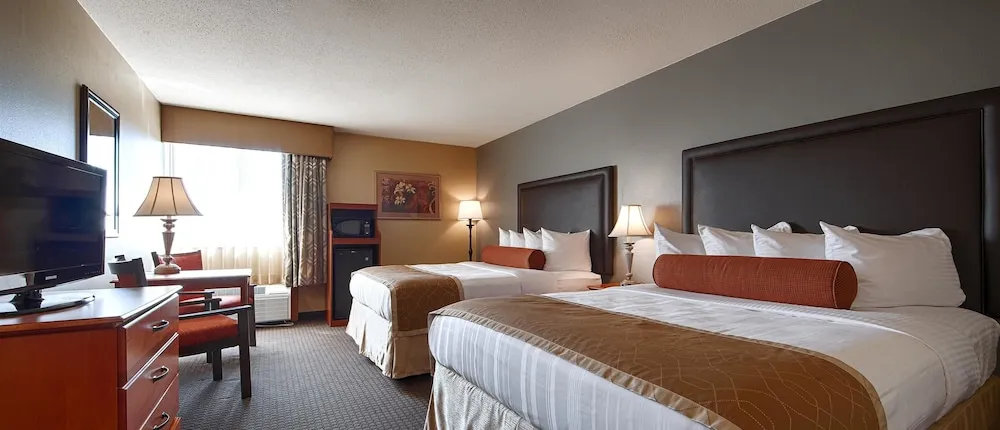 Best Western Plus The Charles Hotel