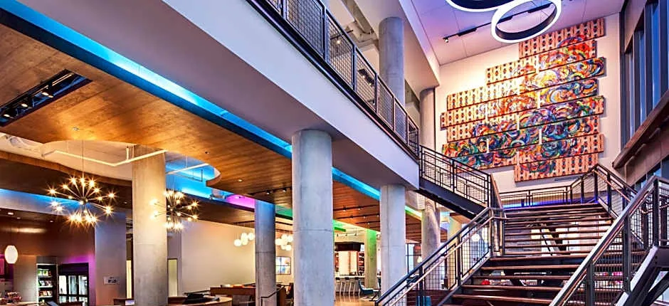 Aloft Boston Seaport District