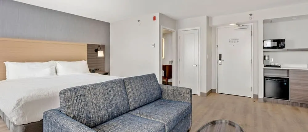 Holiday Inn Hotel & Suites Ottawa Kanata, an IHG Hotel