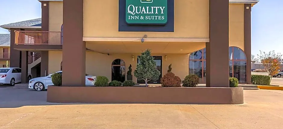 Quality Inn & Suites Owasso US-169