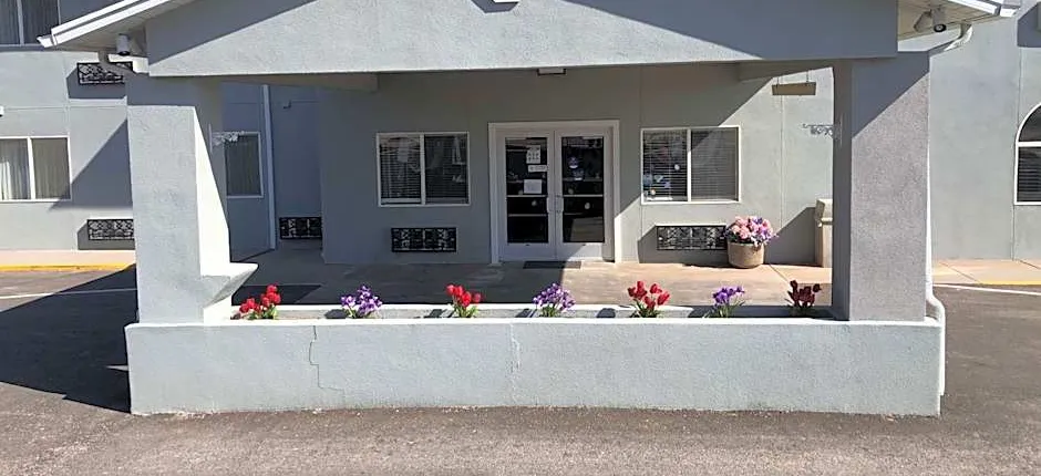 Super 8 by Wyndham Price