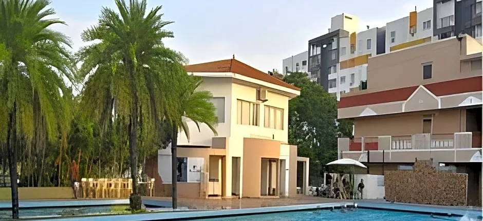 League Hotels and Banquets