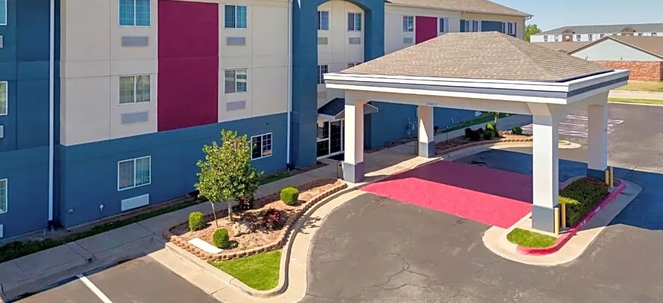 Candlewood Suites Oklahoma City-Moore by IHG