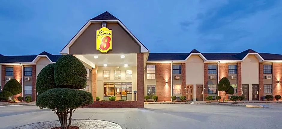 Super 8 by Wyndham Morrilton