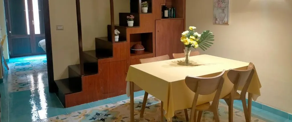 Sorrento City Center Atmosphere