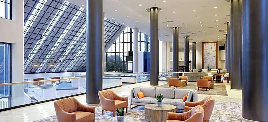 DoubleTree By Hilton Hotel Dallas Near The Galleria