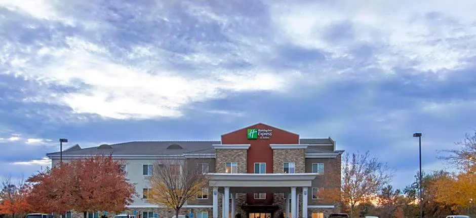 Holiday Inn Express Hotel & Suites Roseville - Galleria Area By IHG