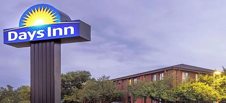 Days Inn by Wyndham Westminster