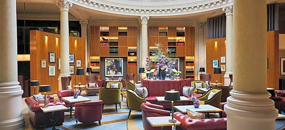 Threadneedles, Autograph Collection by Marriott