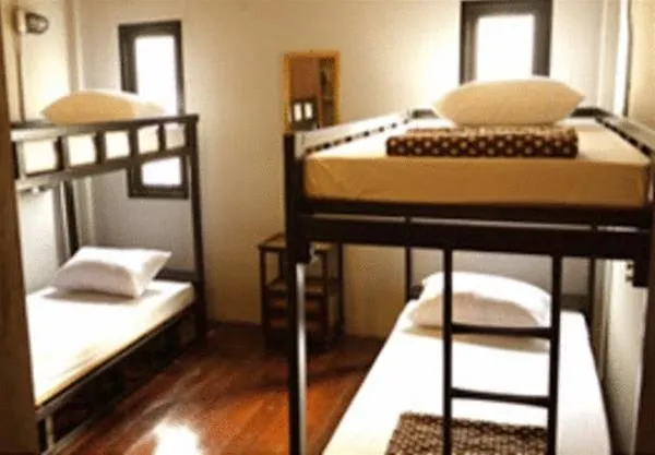 Bed Bangkok Hostel