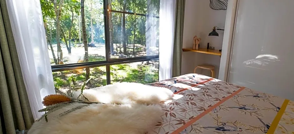 Airlie Beach Eco Cabins - Adults Only