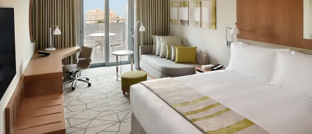 Holiday Inn Dubai Festival City