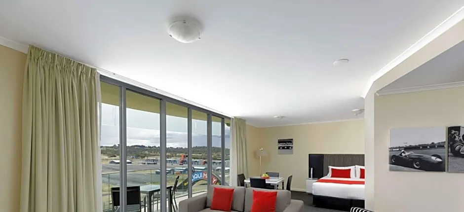 Rydges Mount Panorama Bathurst
