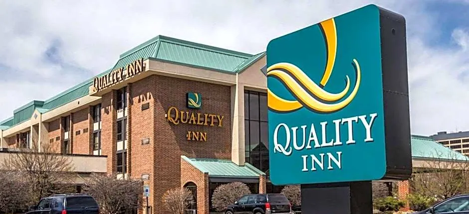 Quality Inn Schaumburg - Chicago Near The Mall