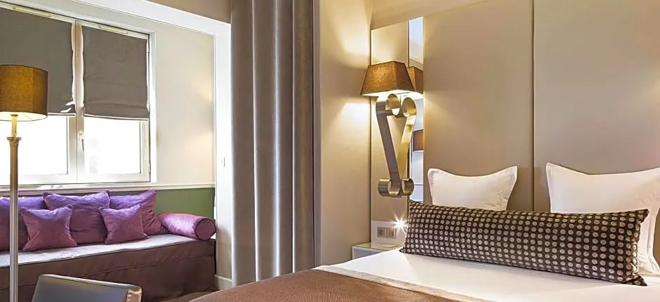 Hotel Galileo Champs Elysees