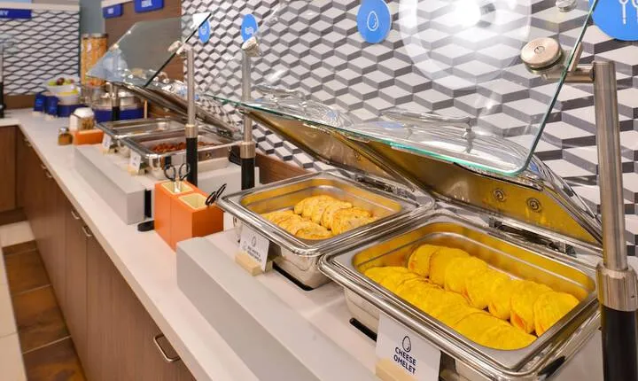 Holiday Inn Express Hotel & Suites Va Beach Oceanfront an IHG Hotel