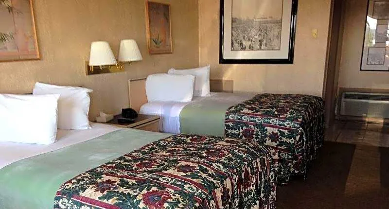 Forest Hill Inn