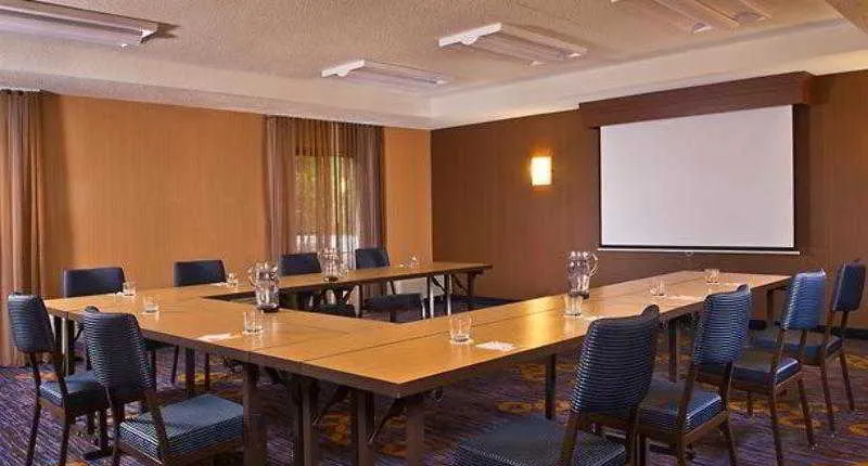 Courtyard by Marriott Mahwah