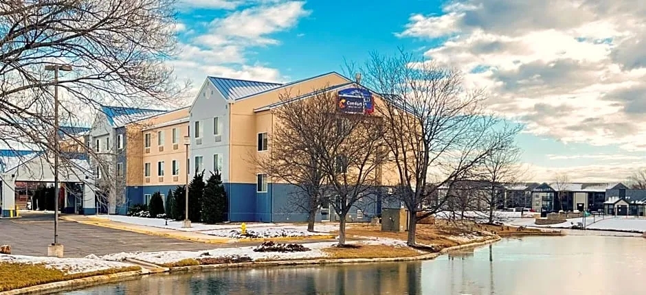 Comfort Inn & Suites Olathe - Kansas City