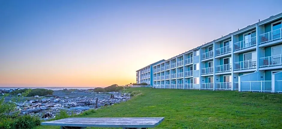 Beachfront Inn
