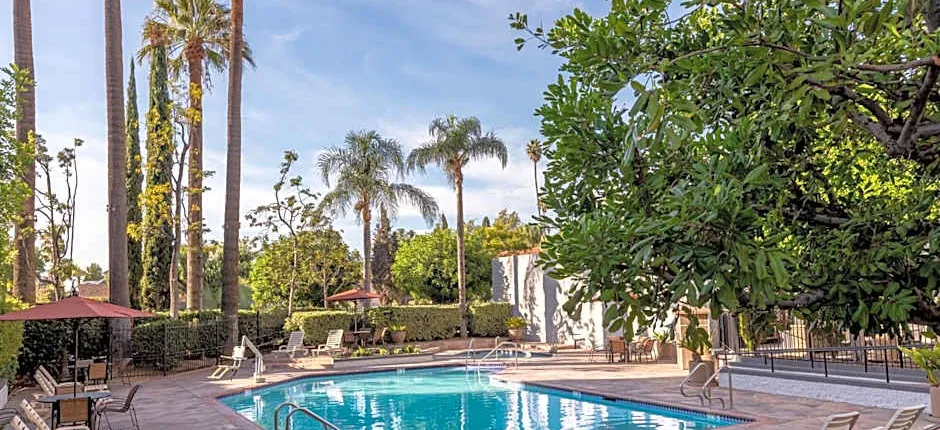 Marriott Riverside at the Convention Center