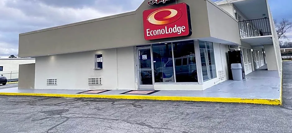 Econo Lodge Airport