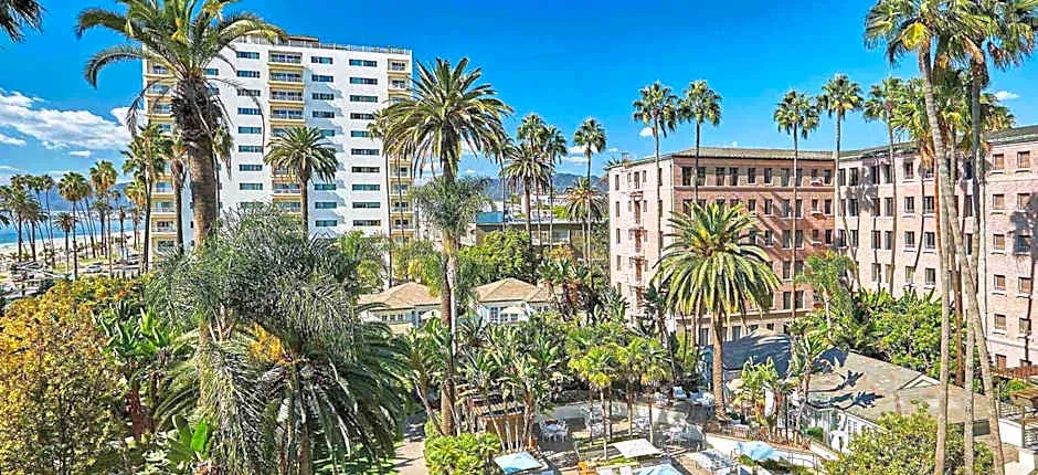 Fairmont Miramar Hotel & Bungalows