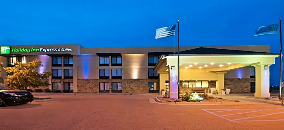 Holiday Inn Express Hotel & Suites Colby