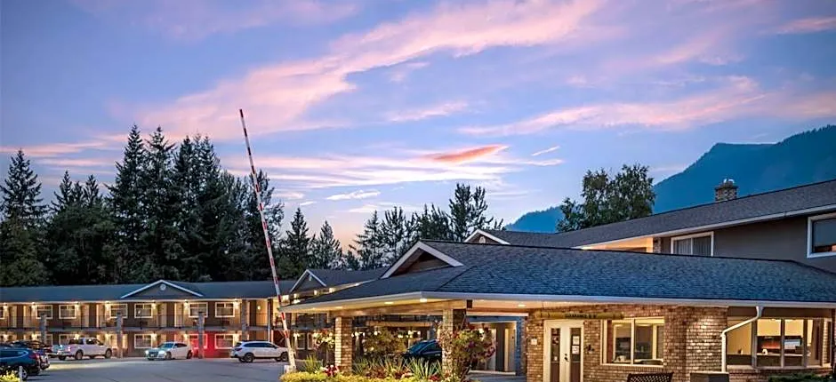 Best Western Sicamous Inn
