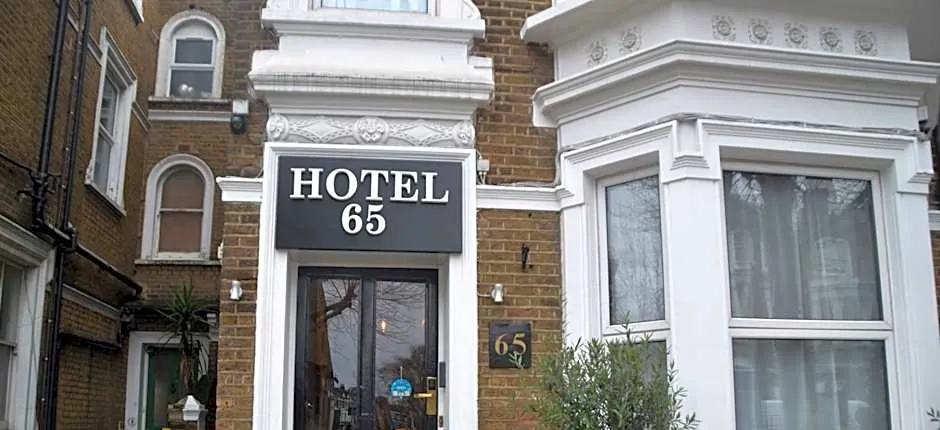 Hotel 65