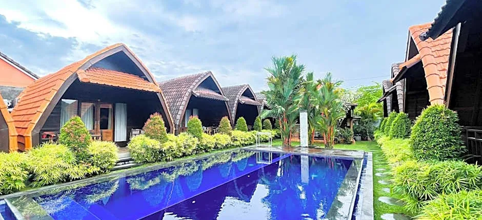 Lilis Aksito Akusara by Lavana