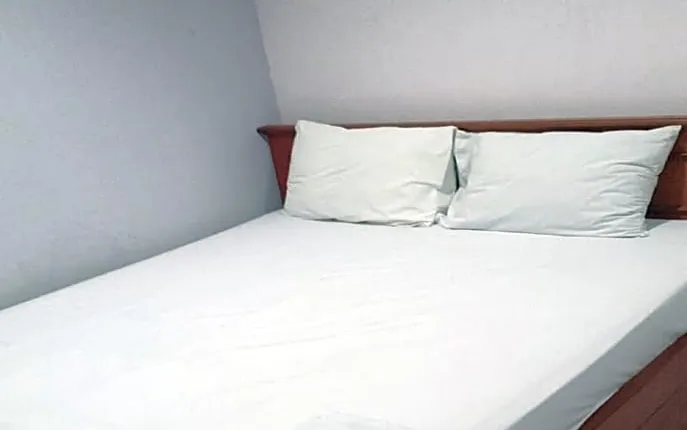 Super OYO 91104 Griya Mitra Residence