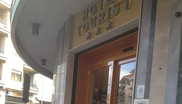 Hotel Tourist