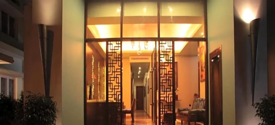 juSTa MG Road Hotel