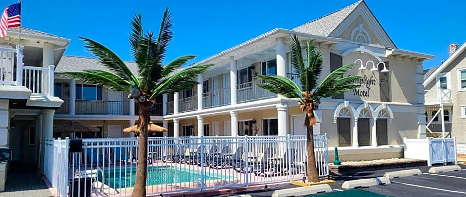 The Lamplight Inn