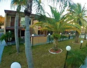La Vista Inn